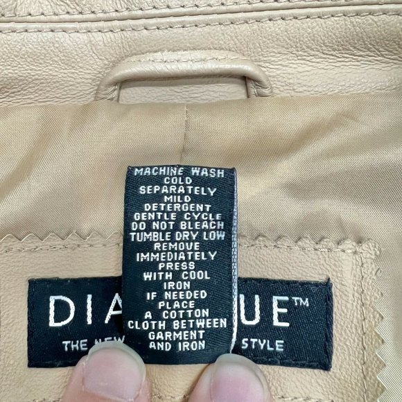 Dialogue Women's Medium Camel Leather Coat Polyester Lining Machine Wash - Picture 7 of 7